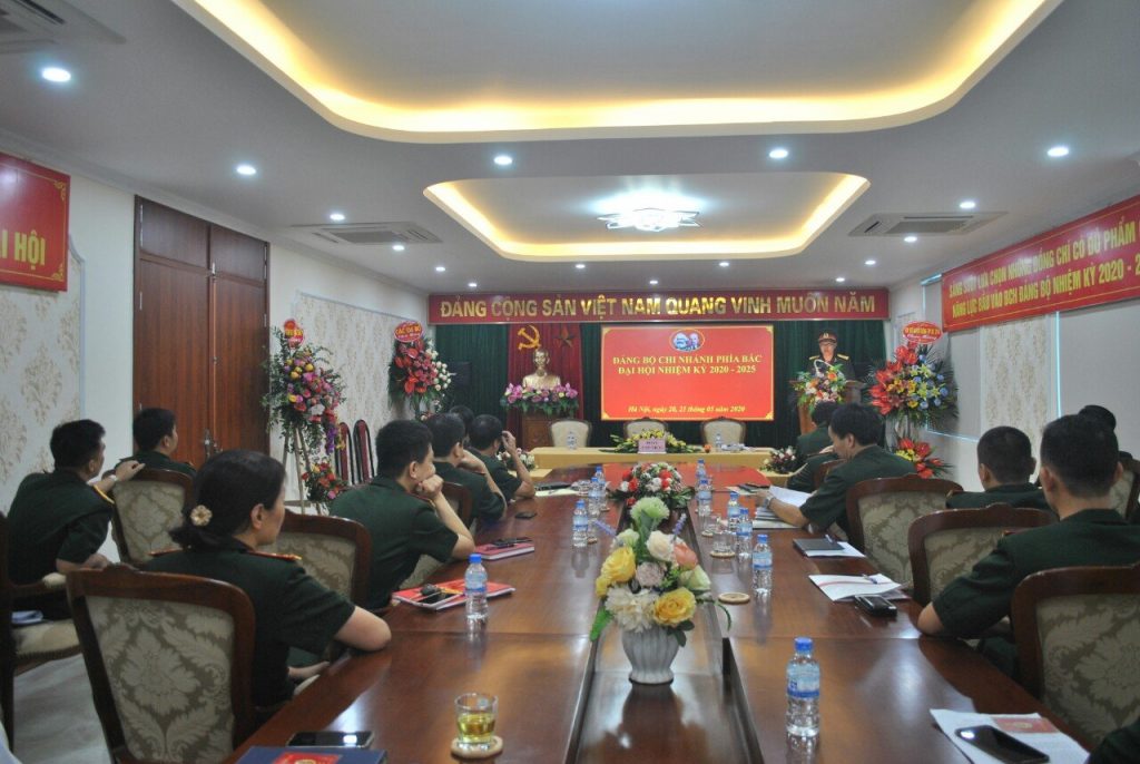 Setup phòng họp trước và trong khi họp của Tổng Công ty Thái Sơn.